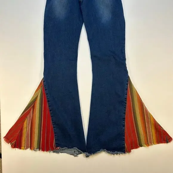 Lucky & Blessed Western Bell Bottom Flare Leg Jeans with Serape Insets Size 10 - Picture 4 of 7